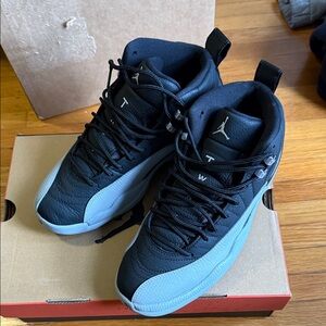 Jordan Mens Black and Grey Athletic Shoes